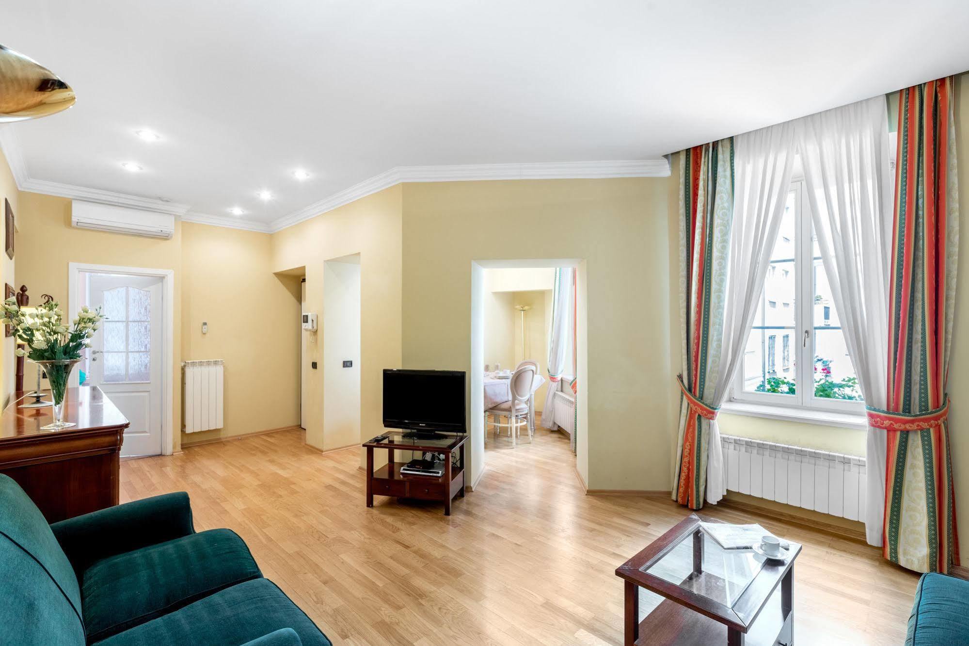 Residence St. Andrew'S Palace Βαρσοβία Εξωτερικό φωτογραφία