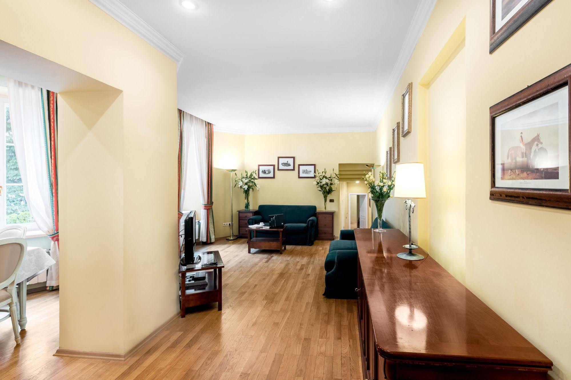 Residence St. Andrew'S Palace Βαρσοβία Εξωτερικό φωτογραφία